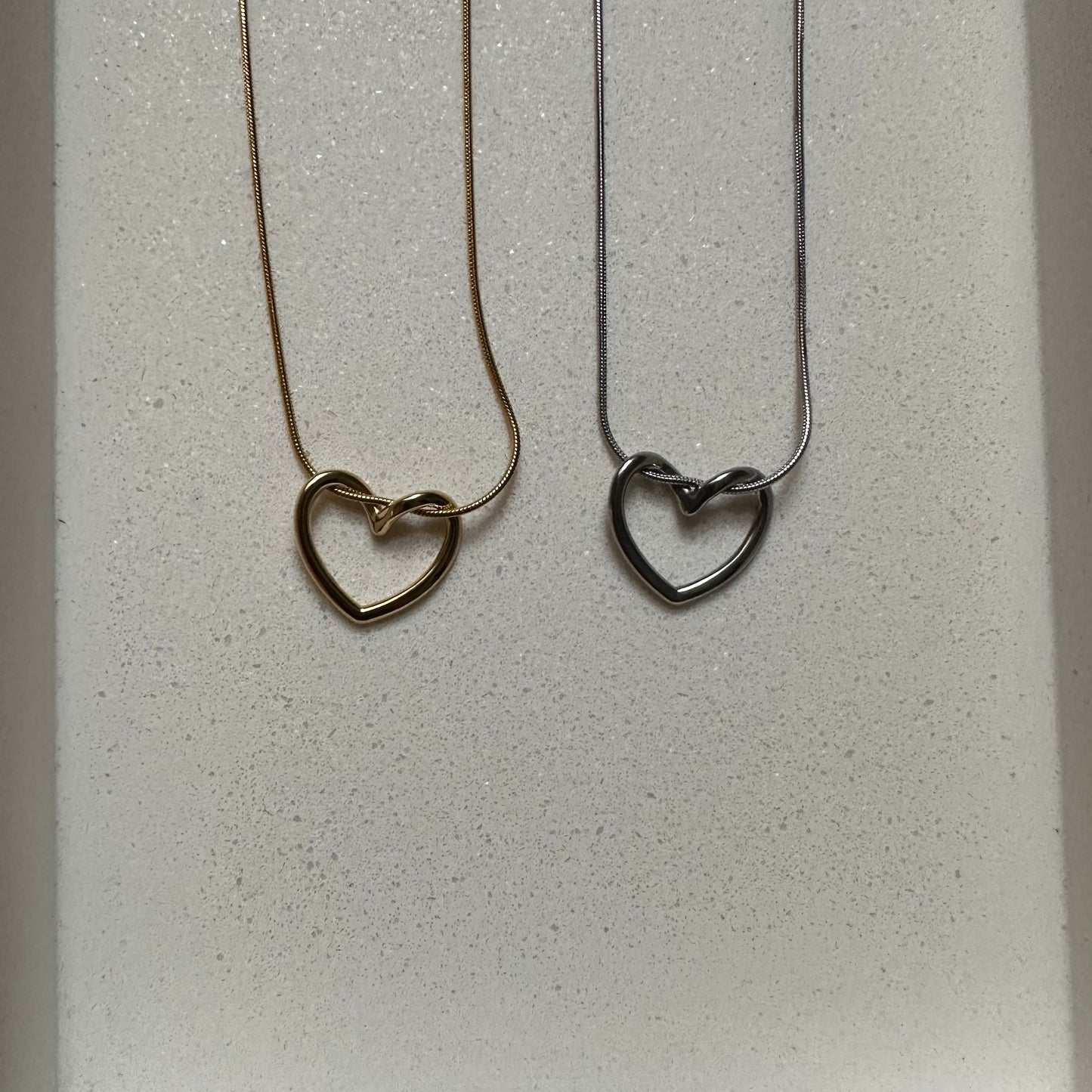 Amor propio Necklace